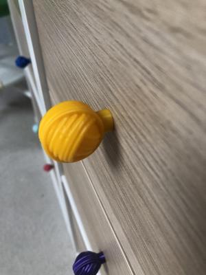 Drawer handle Yarn-Ball