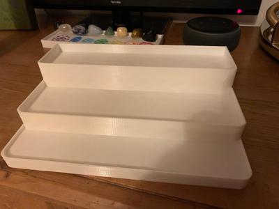 Display shelf