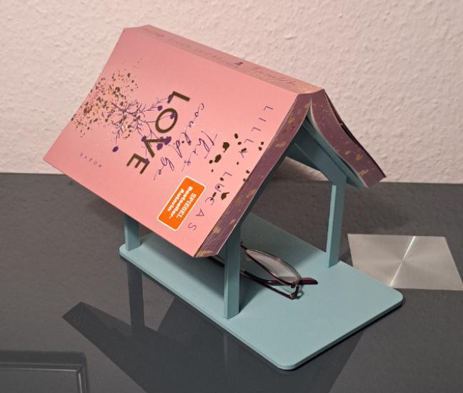 Bookhouse as Bookmark Replacement and Gift