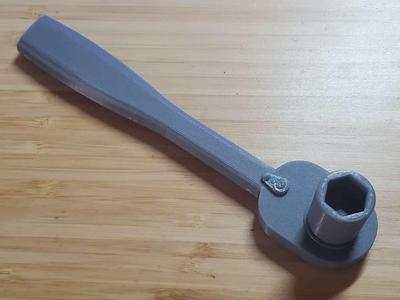 Self-Orienting Ratchet Socket Wrench