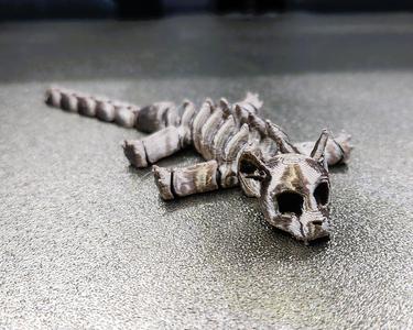 CREEPY KITTY FLEXI SILK KEYCHAIN