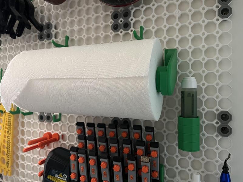 USA Hub for Multiboard/Multiconnect Paper Towel Holder