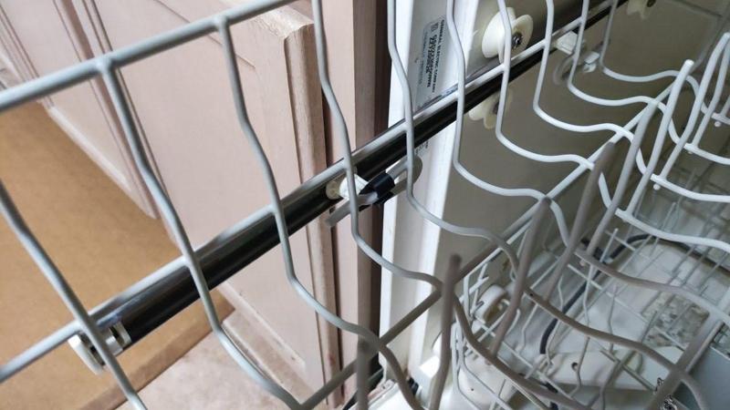 WD12X10327 GE Nautilus Dishwasher caster for GSD3200JWW/GSD3200J00WW