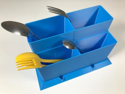 Spoon holder