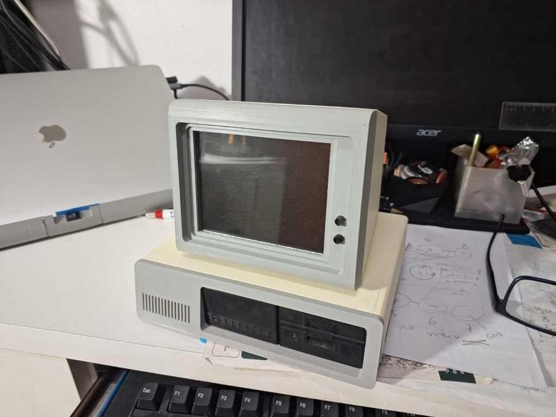 IBM PC Monitor