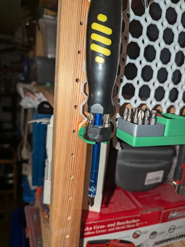 Multiboard Halter für Schraubendreher