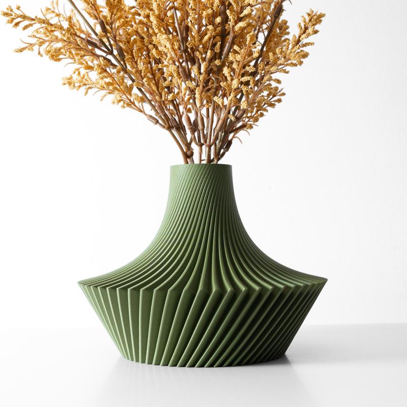 The Kitan Short Vase, Modern and Unique Home Decor for Dried and Preserved Flower Arrangement