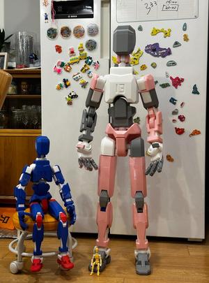 Dummy 13 - 800% scale - poseable hands