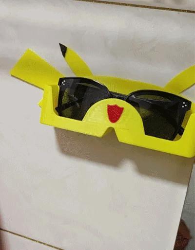 Pikachu Glasses Stand