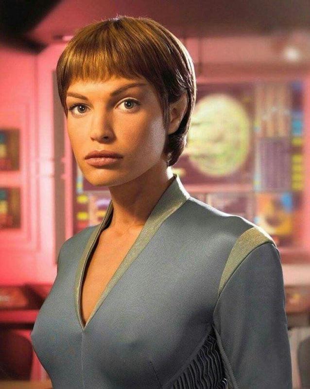 T'Pol figure head- Star Trek Enterprise