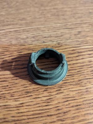 Maytag dishwasher Coupling for spray arm