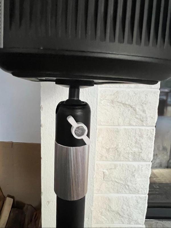 Wing Grip POLESTO Projector Stand