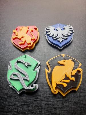 HARRY POTTER BADGES