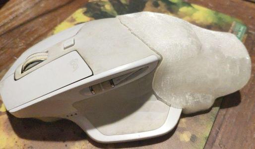 Wrist / palm and pinky finger rest for Logitech MX Master 2S