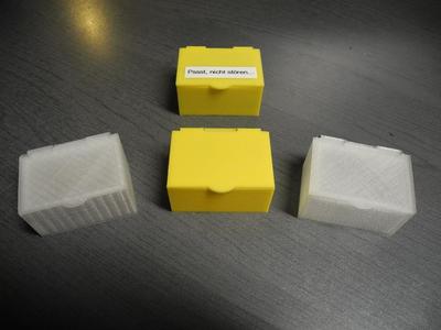 Box with lid for small items or sweets