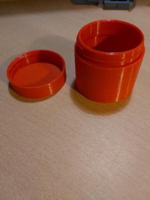 Screw Cap Container 60x60