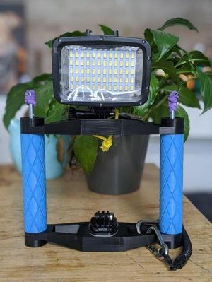 Base camera rig with 2-slot GoPro mount 