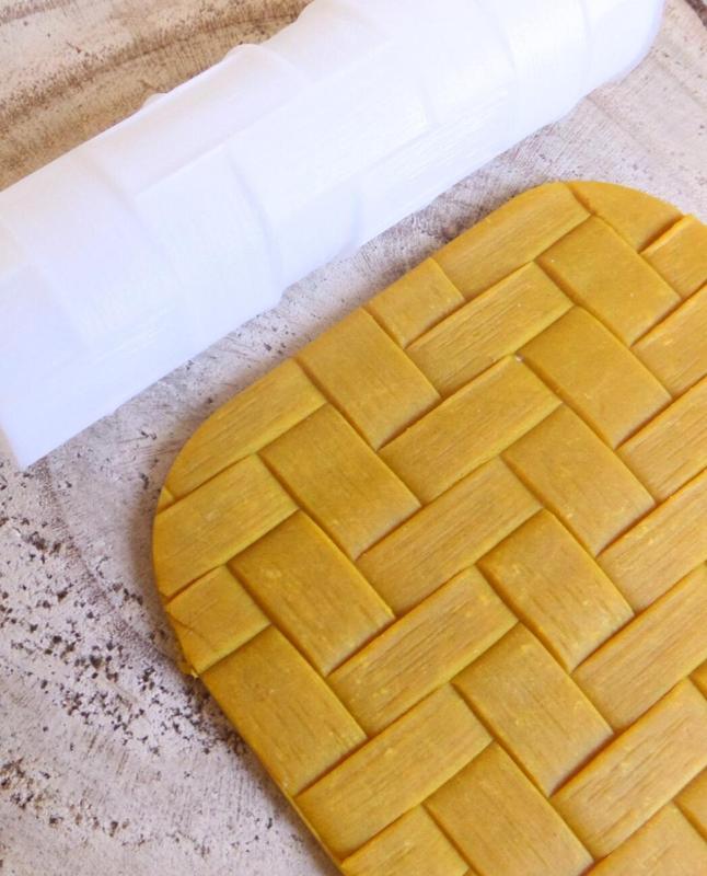 Bambu Texture Roller for Polymer Clay | Seamless & Realistic Impressions