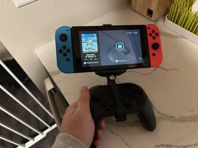 Nintendo Switch Pro Controller Holder for Phone and Switch