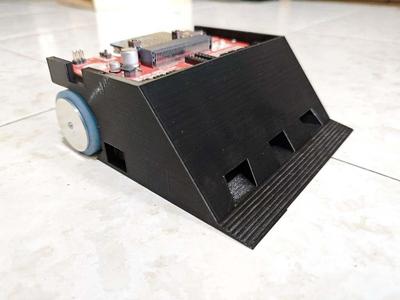 MAKERSumo: Chassis based on SUMOBIT Expansion Board V2