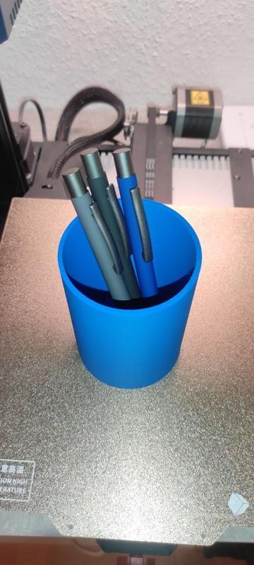 Stiftebecher,Becher einfach,simpel Höhe: 10cm Breite: 7cm Tiefe: 9,5cm 