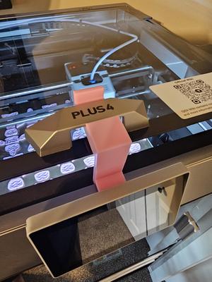Qidi Plus4 Lid Prop