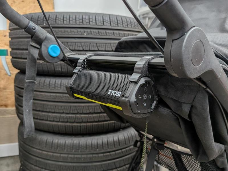 Ryobi Verse Speaker Mount for Thule Urban Glide 