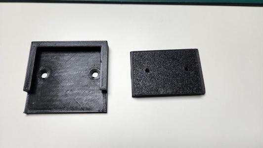 Simple sliding bracket