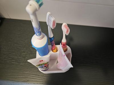 ToothBrush holder (without name - personalizable)