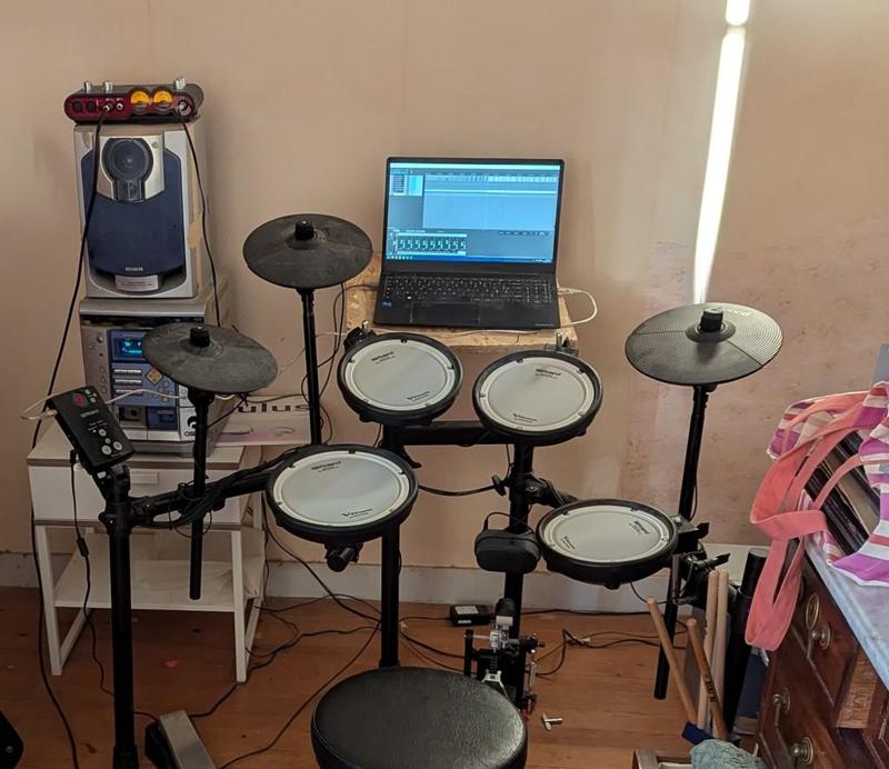 Drumkit table assembly for Roland TDxx racks