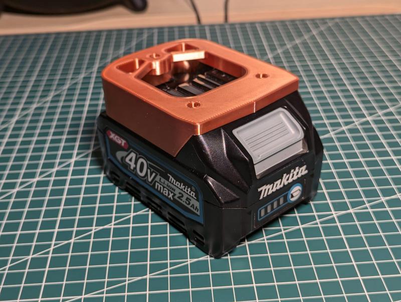 Makita XGT 40V battery holder