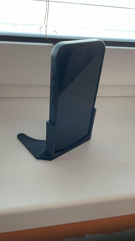 iPhone 15 PRO car holder