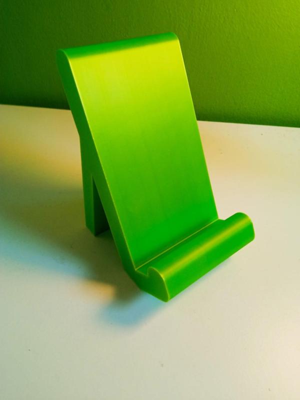 SimplePhoneStand