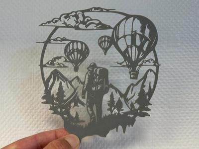 Decor hiker, mountain and hot air balloon