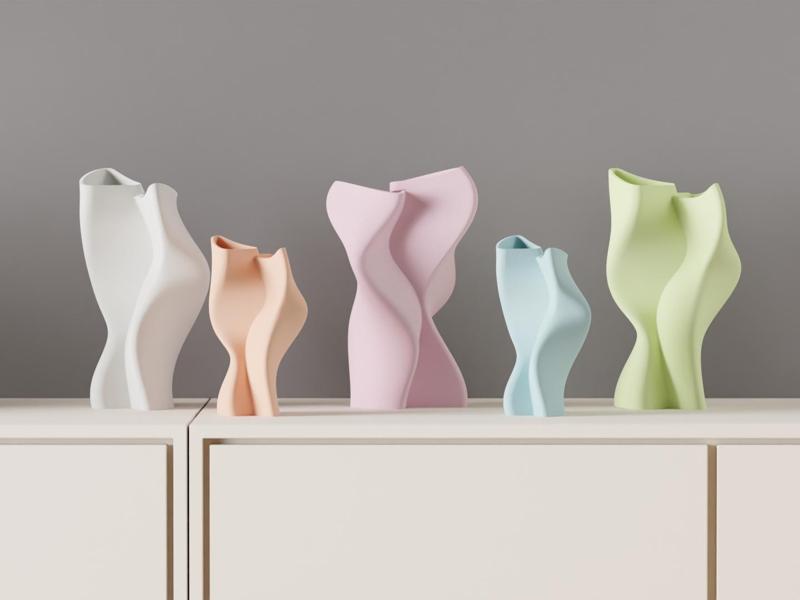 Beautiful Vase. Modern Wobble sculpture