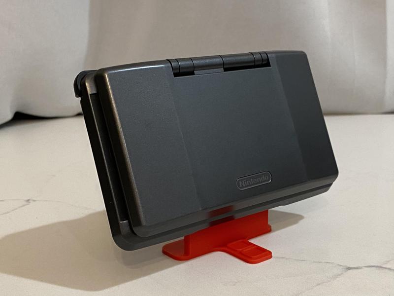 Nintendo DS Stand - Remix