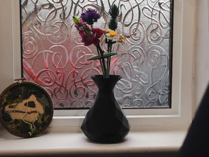 Low Poly Vase