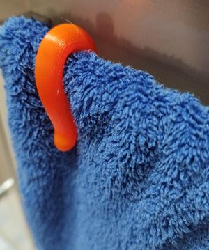 Towel hanger clip