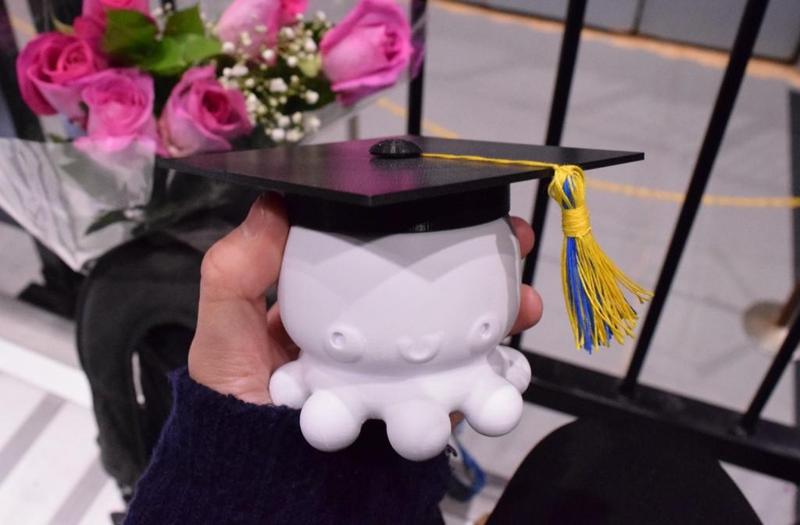 Kawaii Octopus Is Graduating! - Container w/ Top