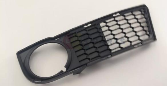 BMW GENUINE 1 E82 E88 M SPORT -11 FRONT BUMPER N/S LEFT FOG LIGHT GRILL 8045449