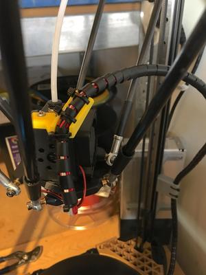 Anycubic Kossel extruder cable guide/clamp