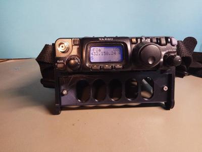 FT-817 stand