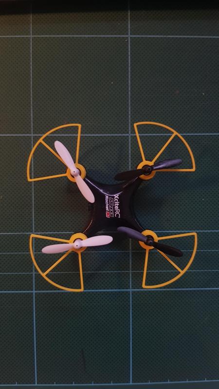 Propeller guard for quadrocopter