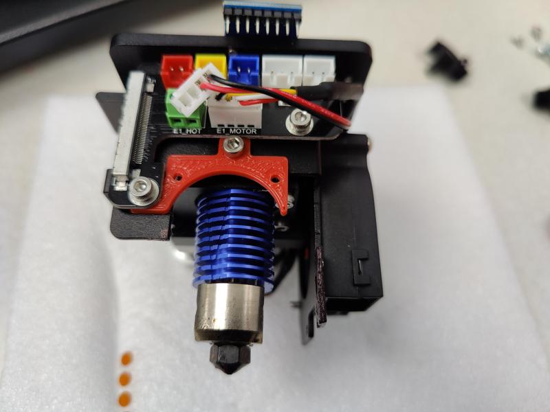 QIDI X-CF Pro Hotend Fan Bracket Mod