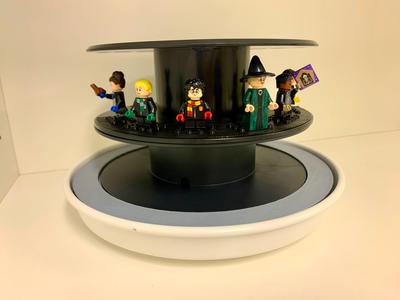 Rotating Lego Minifigure Display Using Filament Spools