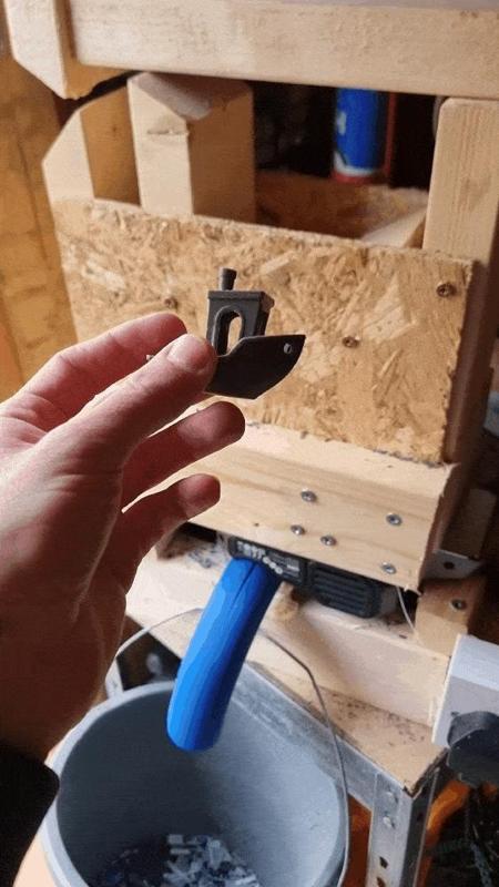 Low Cost 3D Printer Waste Shredder and Recycling