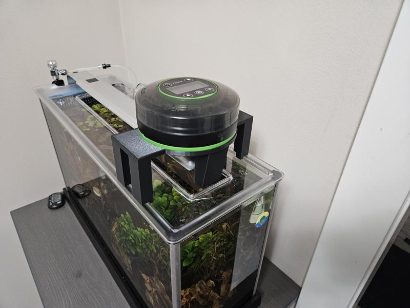 Fluval Spec V Petbank CY-109 Autofeeder Mount
