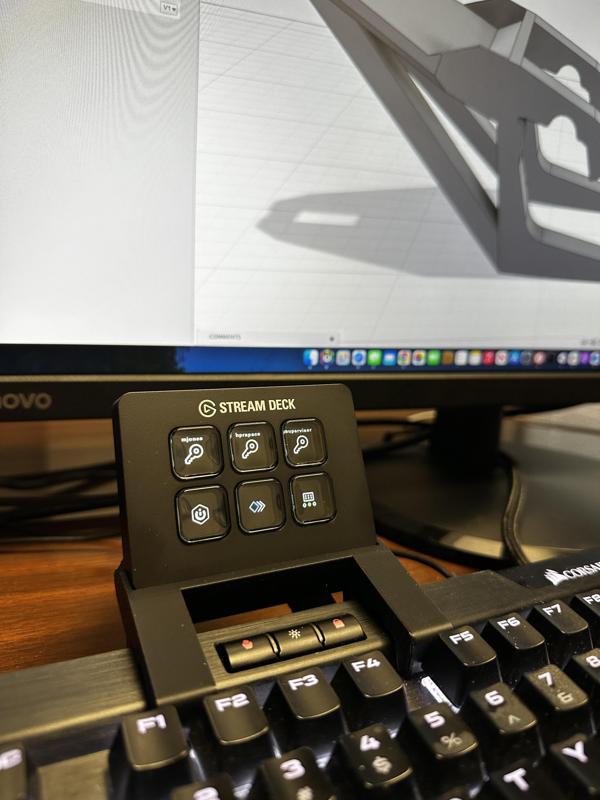 Stream Deck Mini - Corsair K70 MK.2 Mount