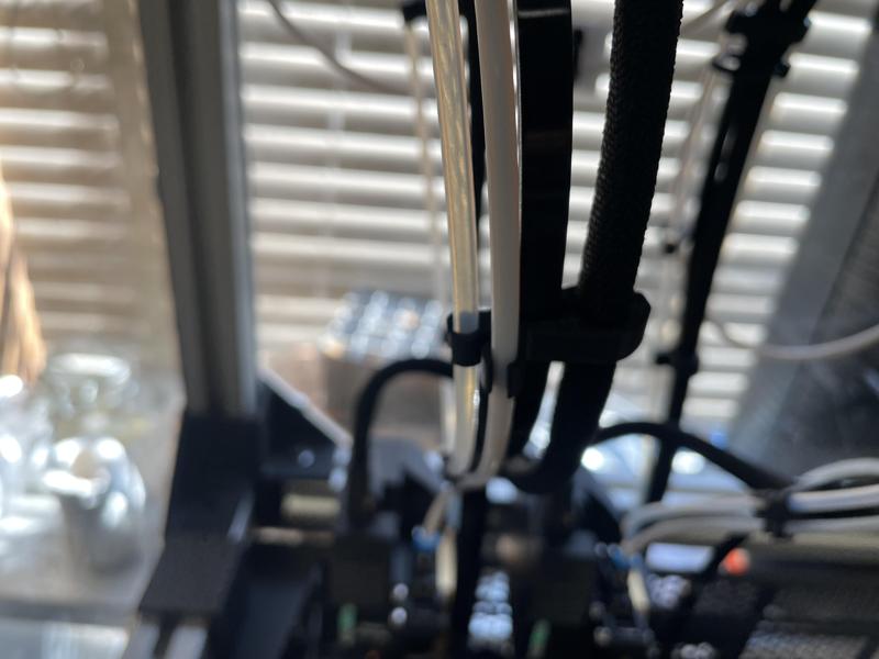 Prusa XL abgerundete Kabel Clip zum Extruder Huckepack Edition