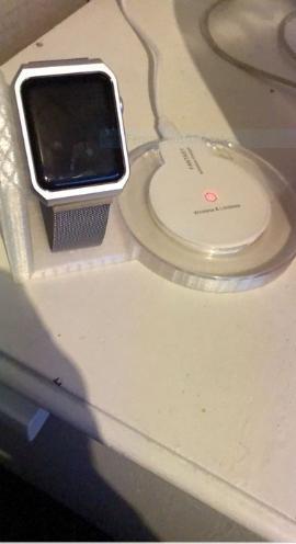 Apple Watch and Iphone X charger Stand
